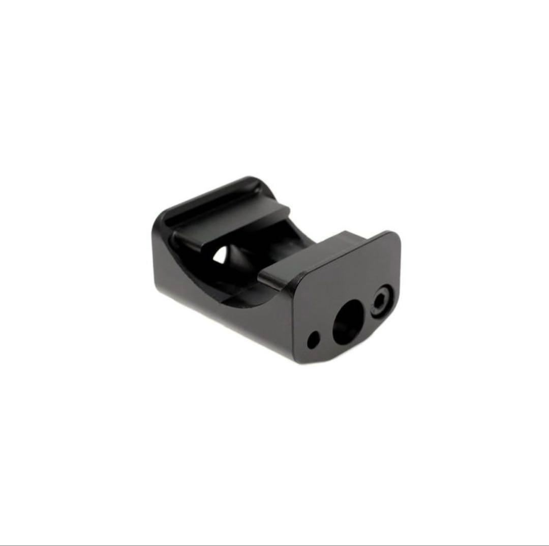 東京マルイP90レン(未開封)+販促ポスター額付+FMA P90リアスイベル