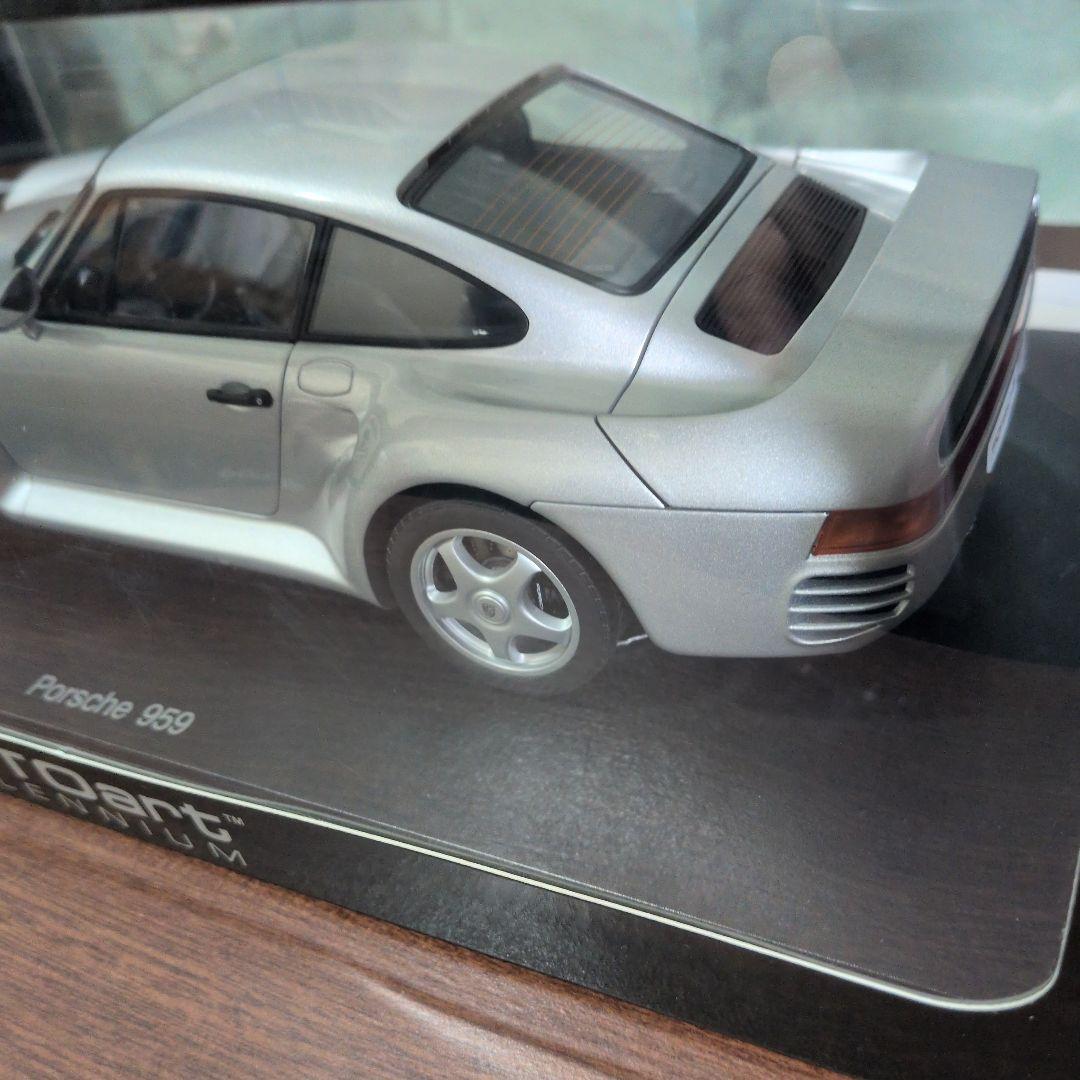 激レア！　AUTOart Porsche ポルシェ959 1:18 ミニカー