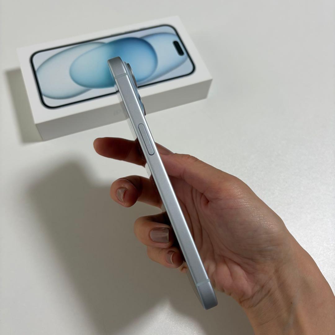 【美品】iPhone 15 256GB