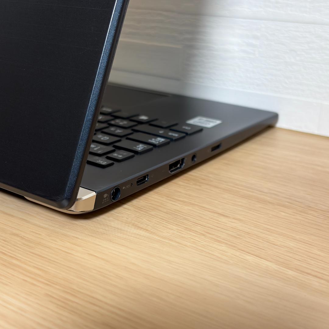 Dynabook　10世代i5　ノートパソコン　Windows11　SSD　30