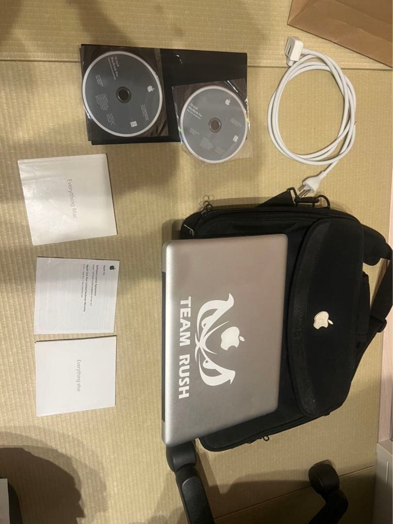 APPLE MacBookPro 13インチ MXK62J/A