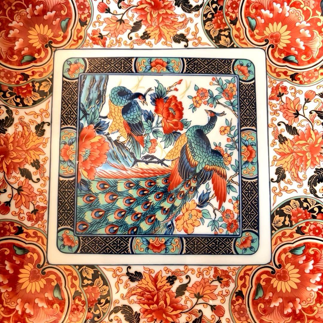 【未使用保管品】有田焼 丸五謹製 孔雀牡丹紋 金彩古伊万里 大鉢 角鉢 飾皿