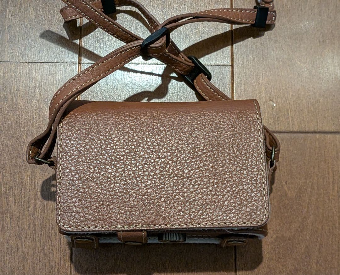 【美品・動作確認済】CASIO EXILIM EX-ZR1700 ワインレッド