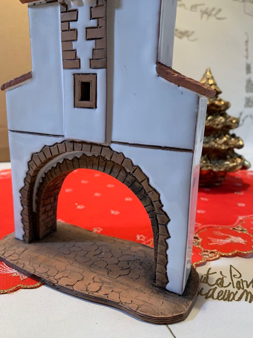 ドイツ製　置物　レアな未使用品の陶器の時計台の置物！これ一つで街並み完成！