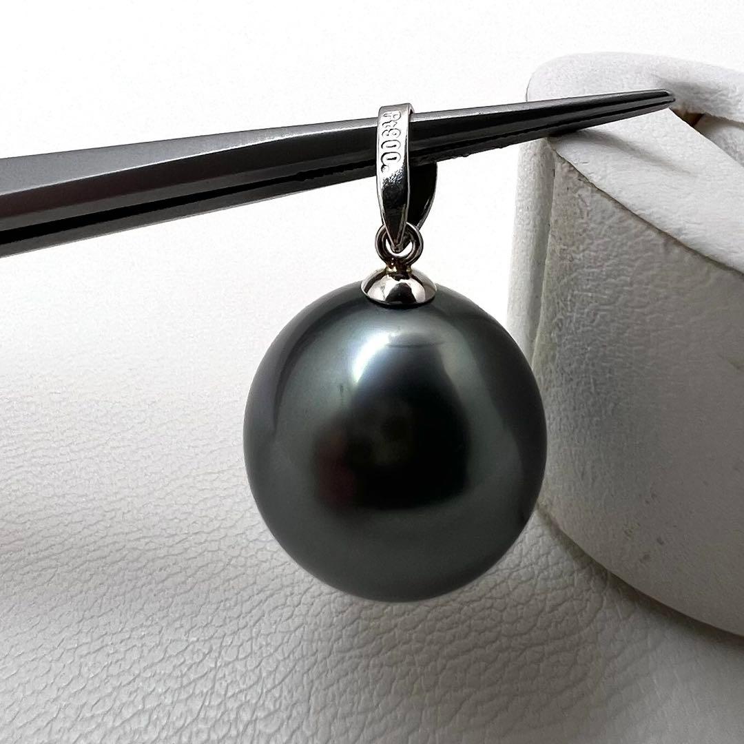 プラチナpt900 ペンダントトップ　黒蝶真珠　14.4㎜ 5 g