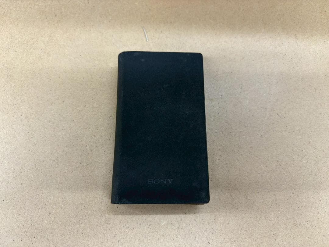 Sony ウォークマン NW-A35 レッド　中古 ケース付き