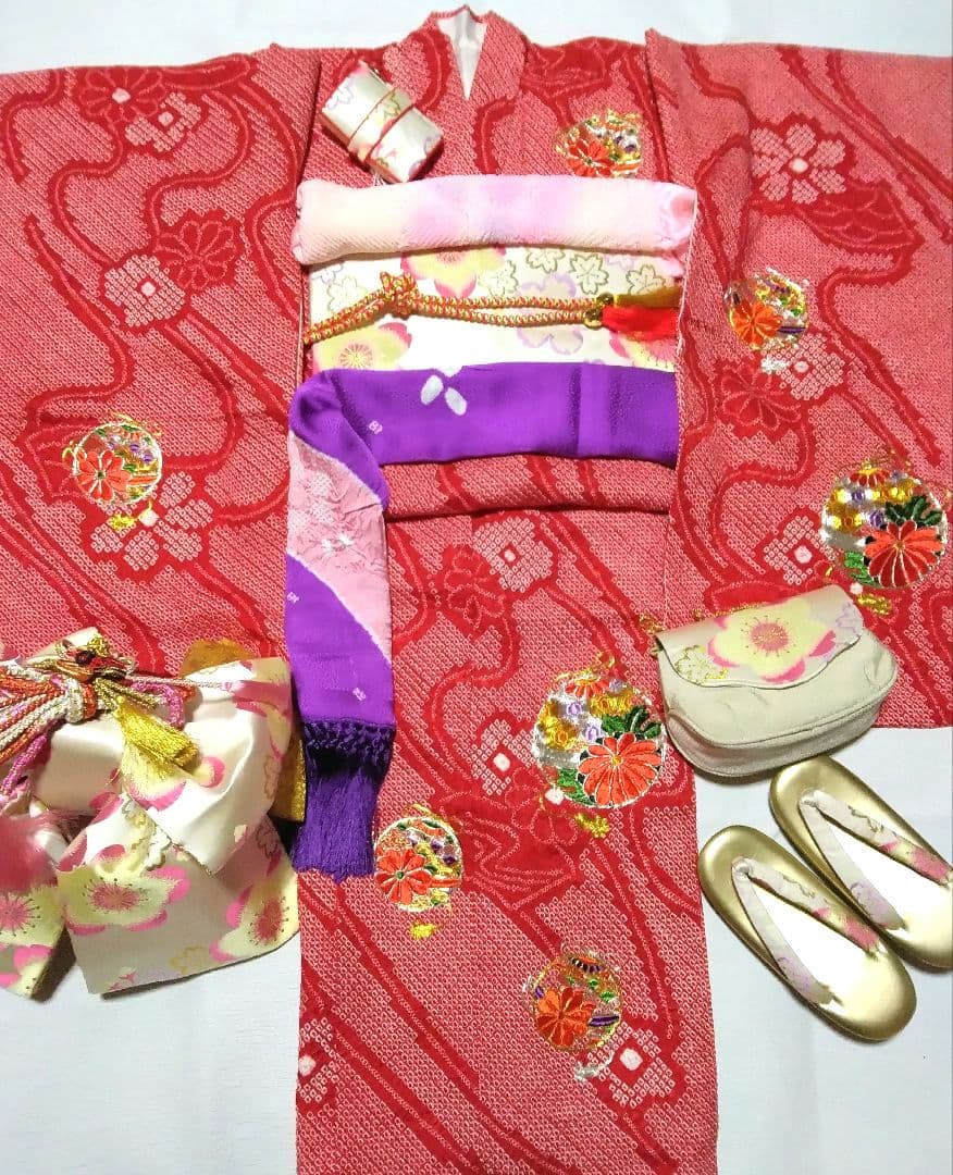 正絹綸子☆本総絞り＆金駒刺繡☆済んだ鈴の音に良縁祈願を込めて☆7歳七五三向け祝着