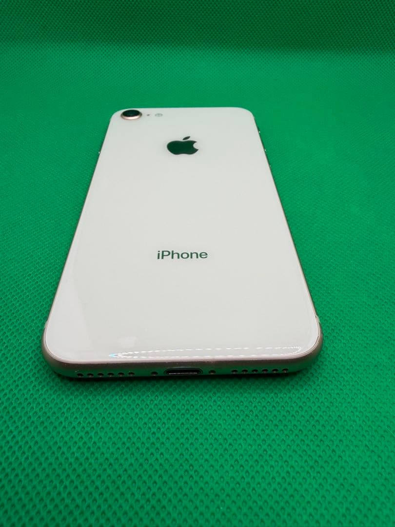 ★美品　iphone8 64g ゴールド★