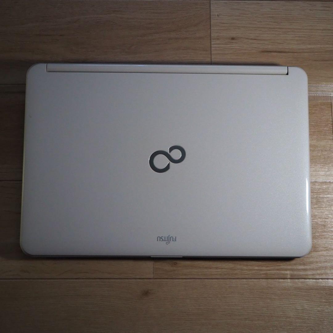 ⭕️ 富士通LIFEBOOK AH53/H 15.6インチノート