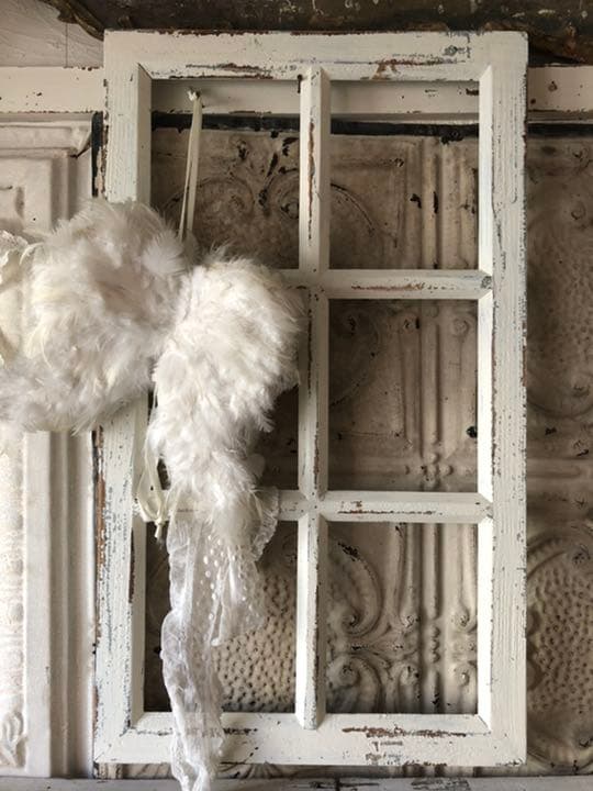 シャビーシック 窓　格子窓　ホワイトペイント