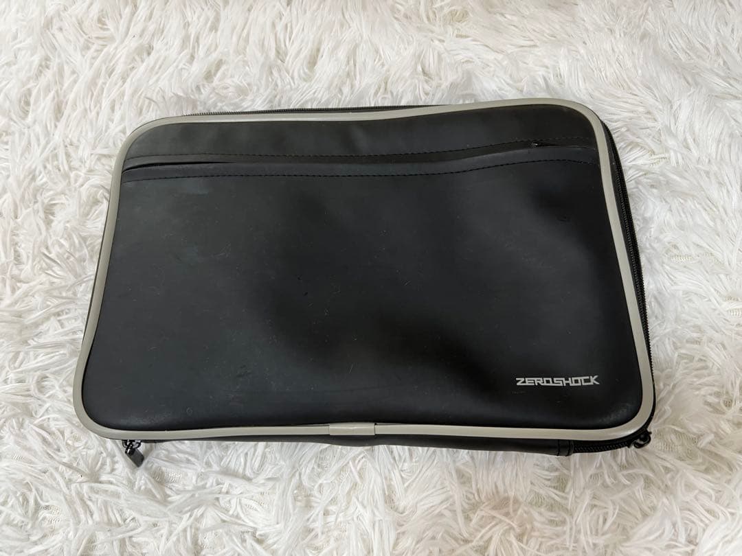 美品 MacBook Air 11-inch, Early 2015 充電器付き