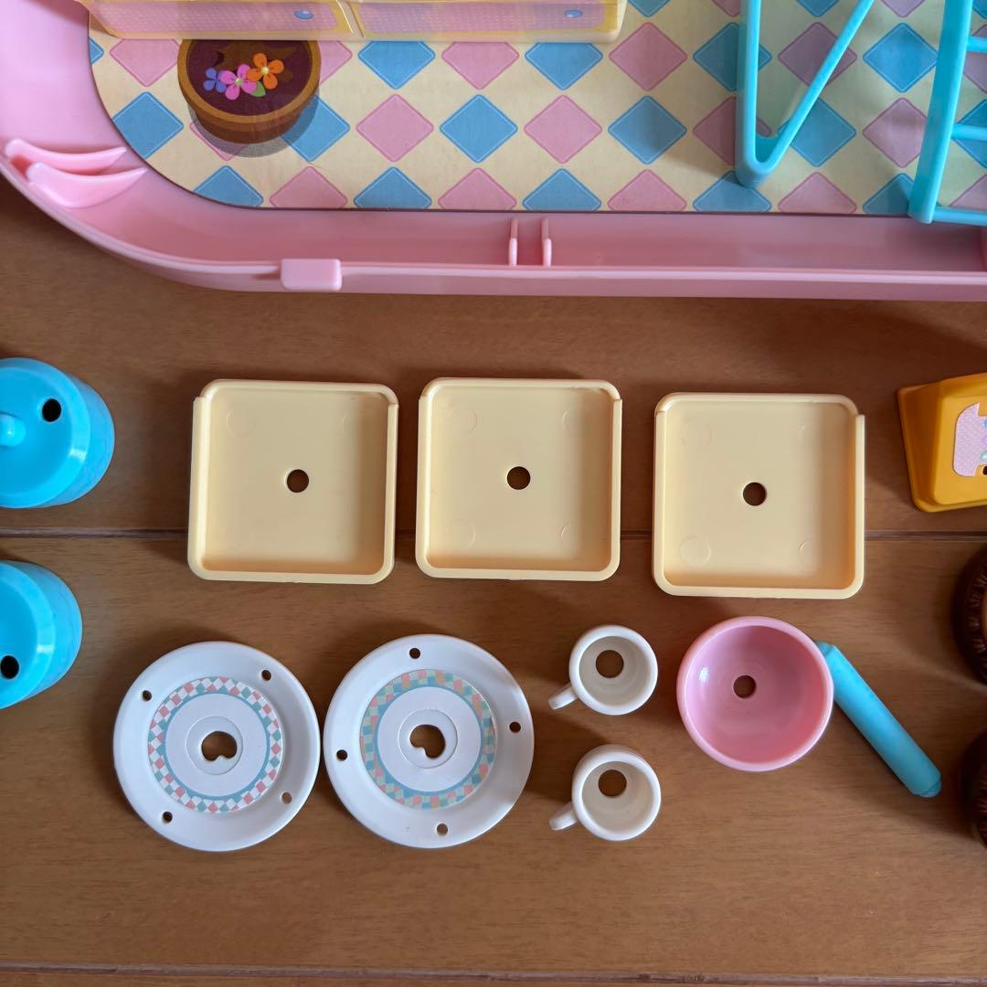 シュガーバニーズ ぽんぽんかさねてケーキのおみせ