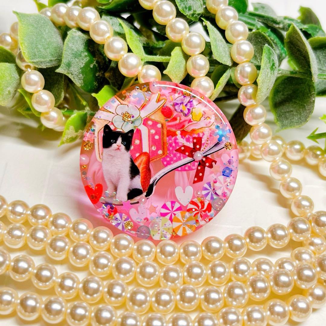 ひなた様 レジンヘアゴム 大きめ ハチワレ猫ちゃん キャンディNo.1448