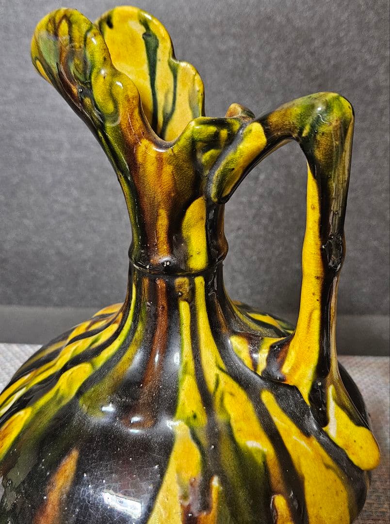 中国古美術　中国古陶磁器　古玩　時代物　遼三彩　鶏頭鶏冠形　手付水注　水瓶　酒瓶