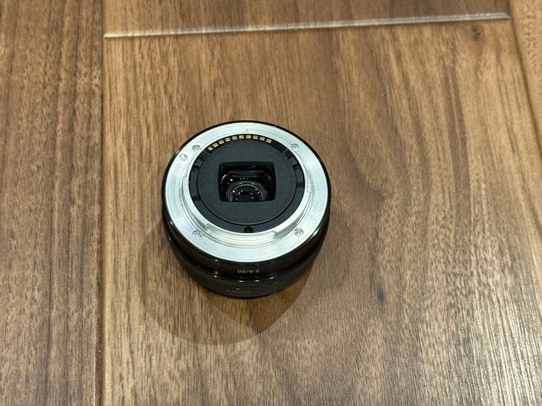 SONY E 20mm F2.8 レンズ　ジャンク