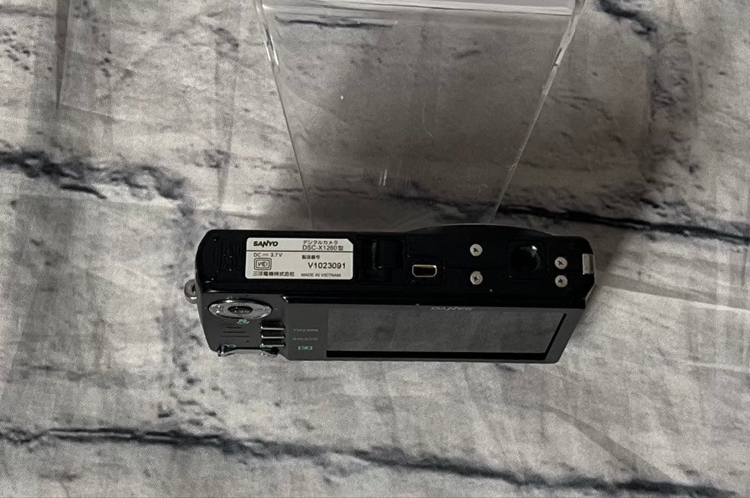 SANYO サンヨーDSC-X1260コンパクトデジカメ中古おまけ付き