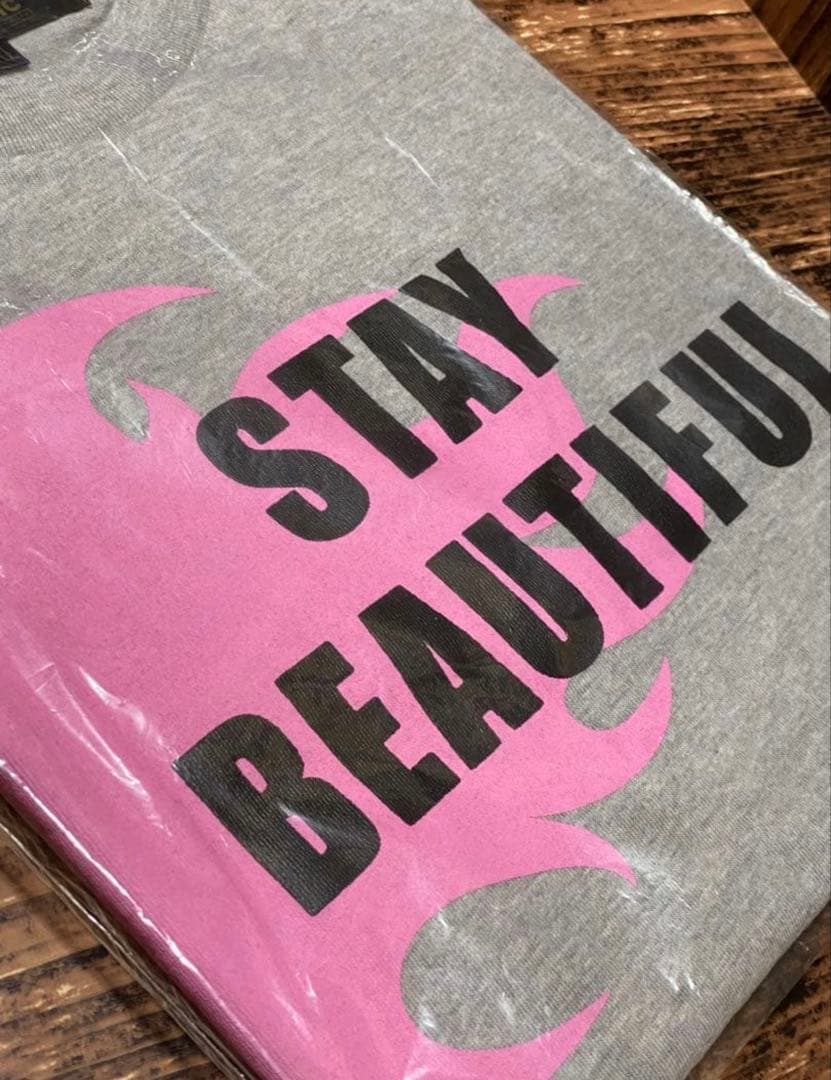 Diggy-MO' STAY BEAUTIFUL シャツ 新品未開封