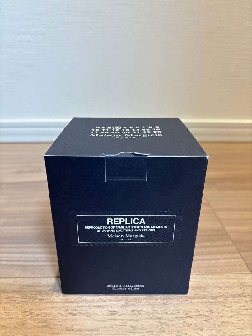 【最終値下げ】メゾンマルジェラ レプリカ スノードーム グリッターグローブ