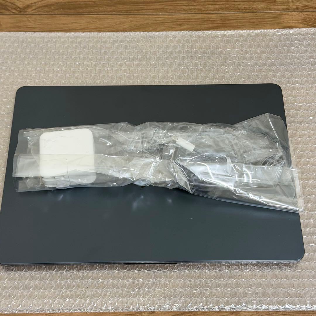 MacBook Air 13インチ M2 16GB 256GB ミッドナイト