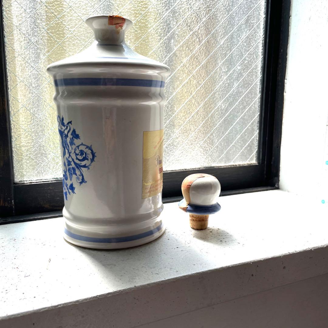 陶器の入れ物　古いです　祖父の家に飾られてた物