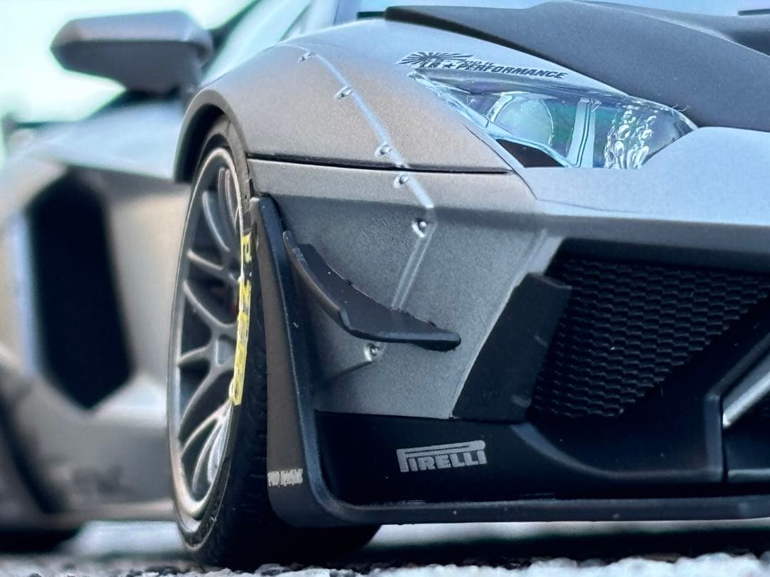 Lamborghini Aventador LB-works 1/24 アオシマ