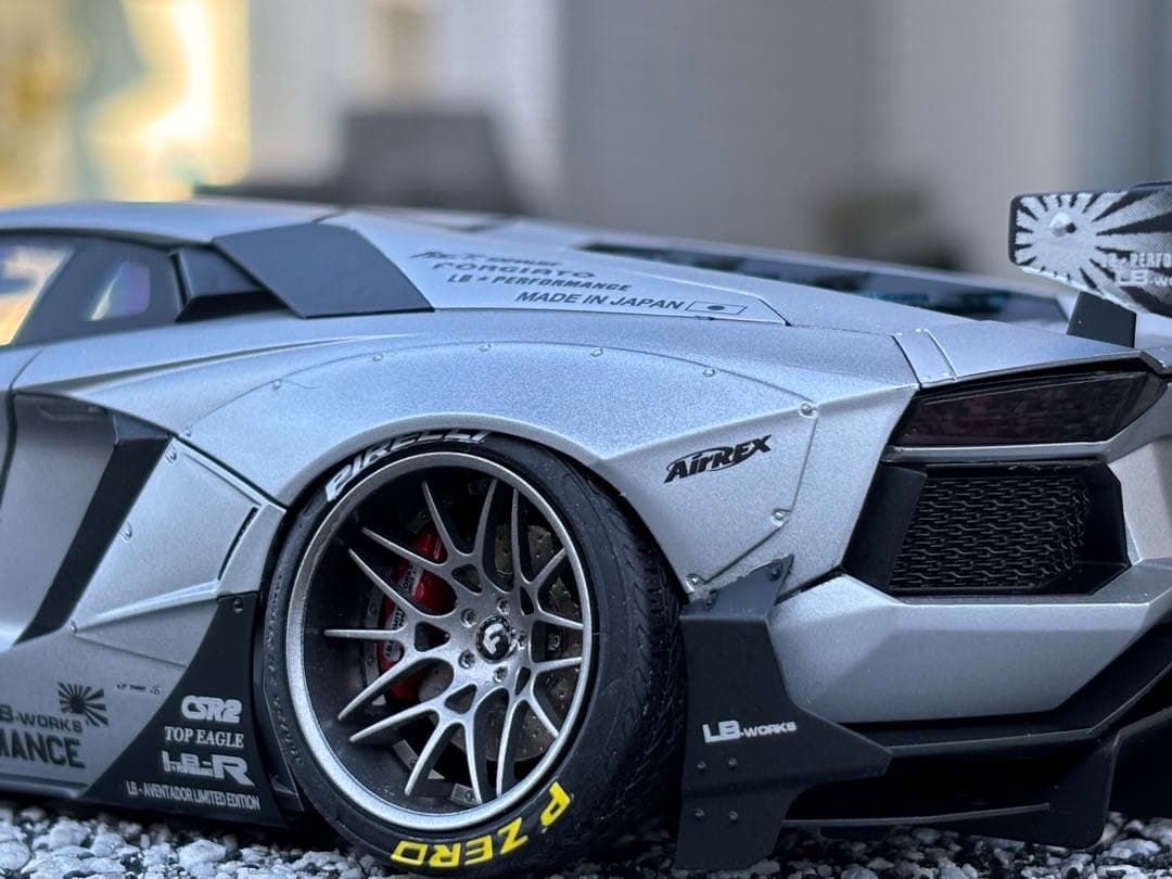 Lamborghini Aventador LB-works 1/24 アオシマ