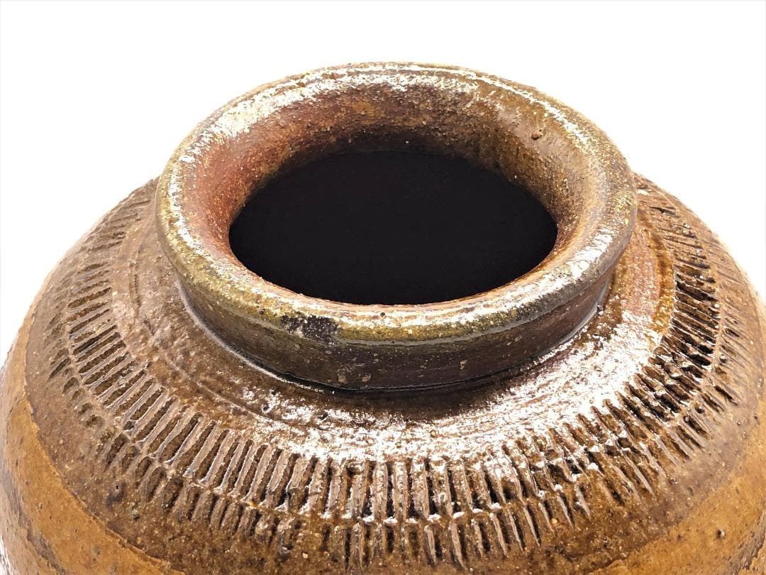 【 登龍之壺 】　飴釉・アップリケ　小石原/小鹿田/上野　九州民芸陶