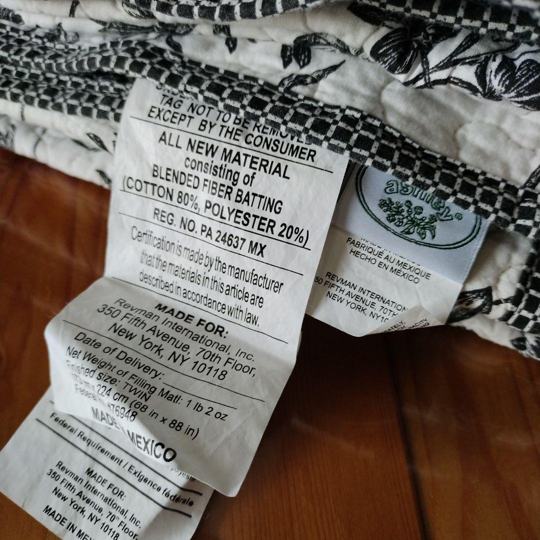 LAURA ASHLEY ツインリバーシブルキルトセット 新品です！