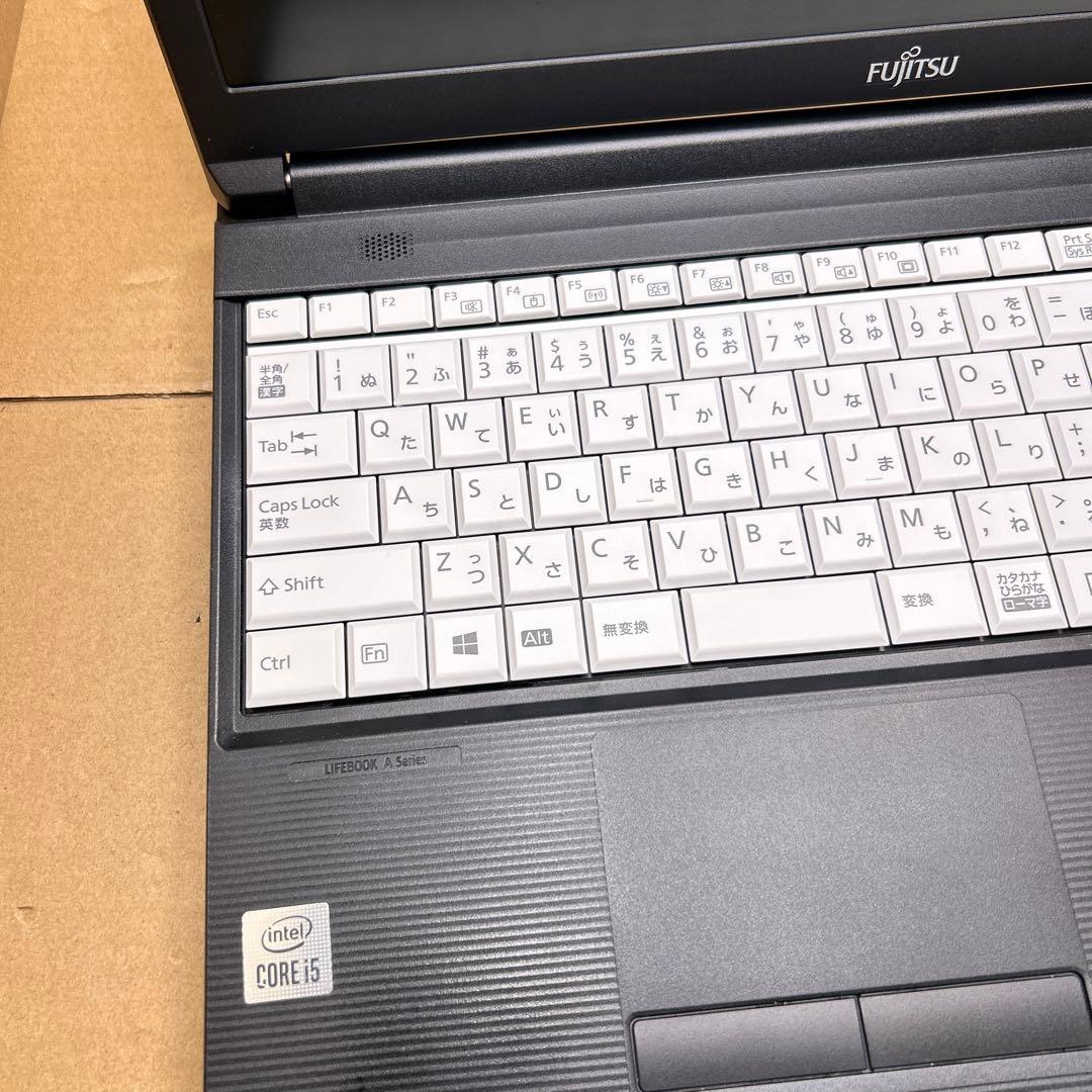 LIFEBOOK A5510/FX 15.6 Core i5 2022年製