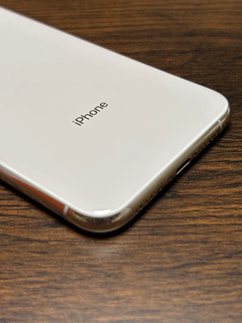 【値下げ】Apple iPhone Xs 64GB シルバー 美品 SIMフリー