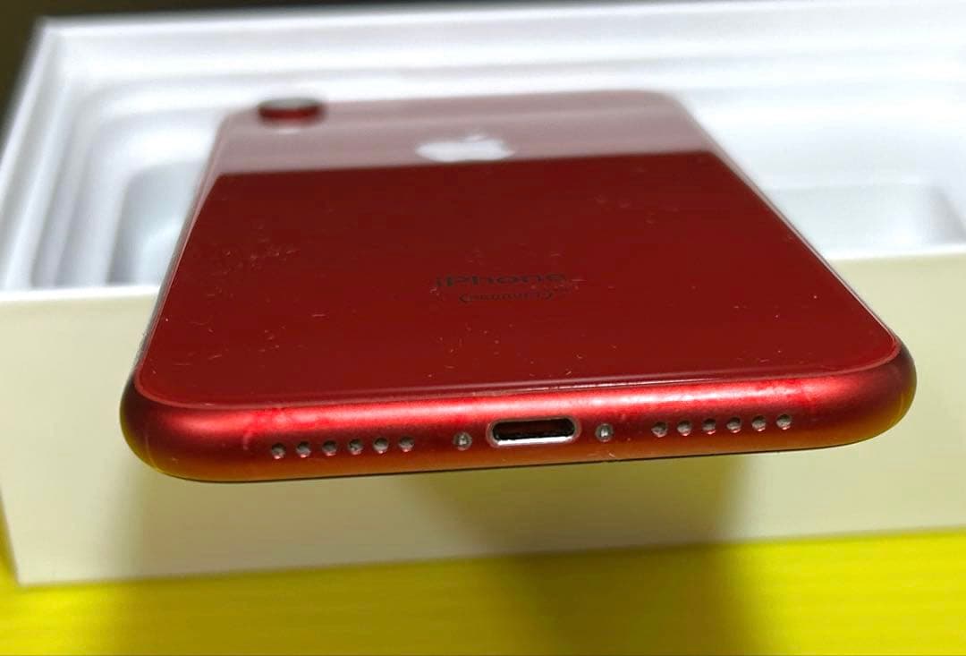 iPhone XR（64GBモデル）／レッド／本体のみ