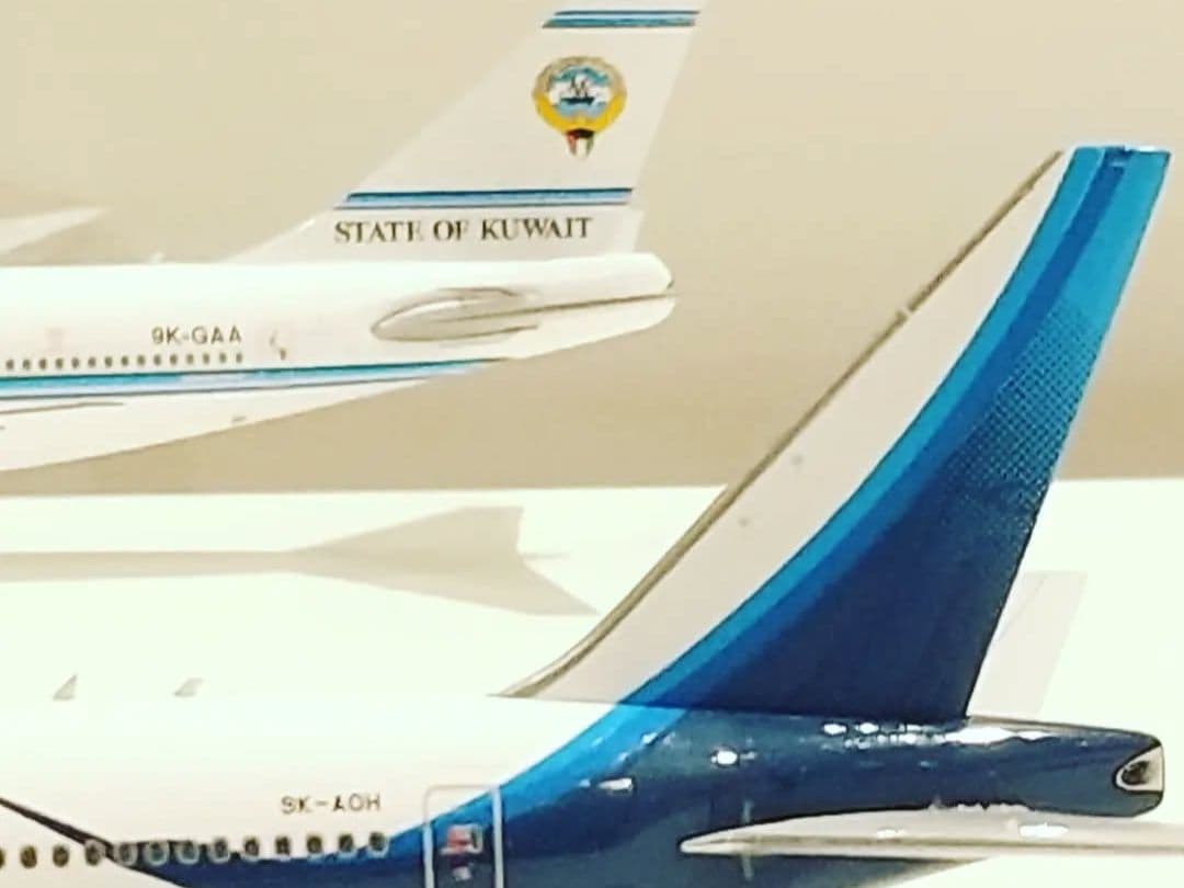 Kuwait Airways ボーイング777-300 1/400