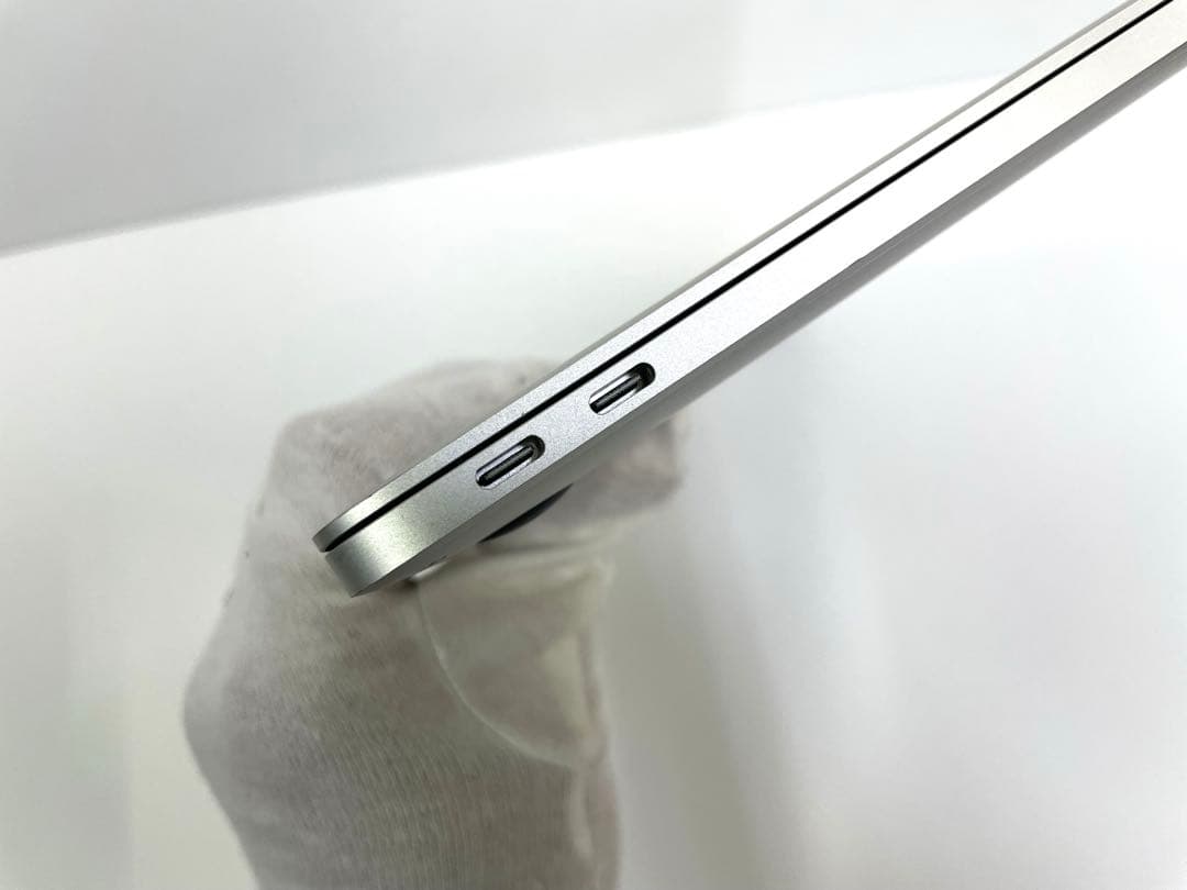 美品 MacBook Pro 13 2017 A1708 充放電34回