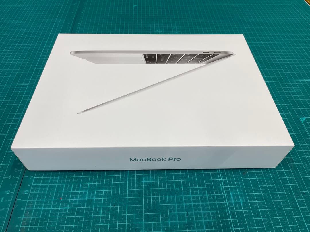 美品 MacBook Pro 13 2017 A1708 充放電34回