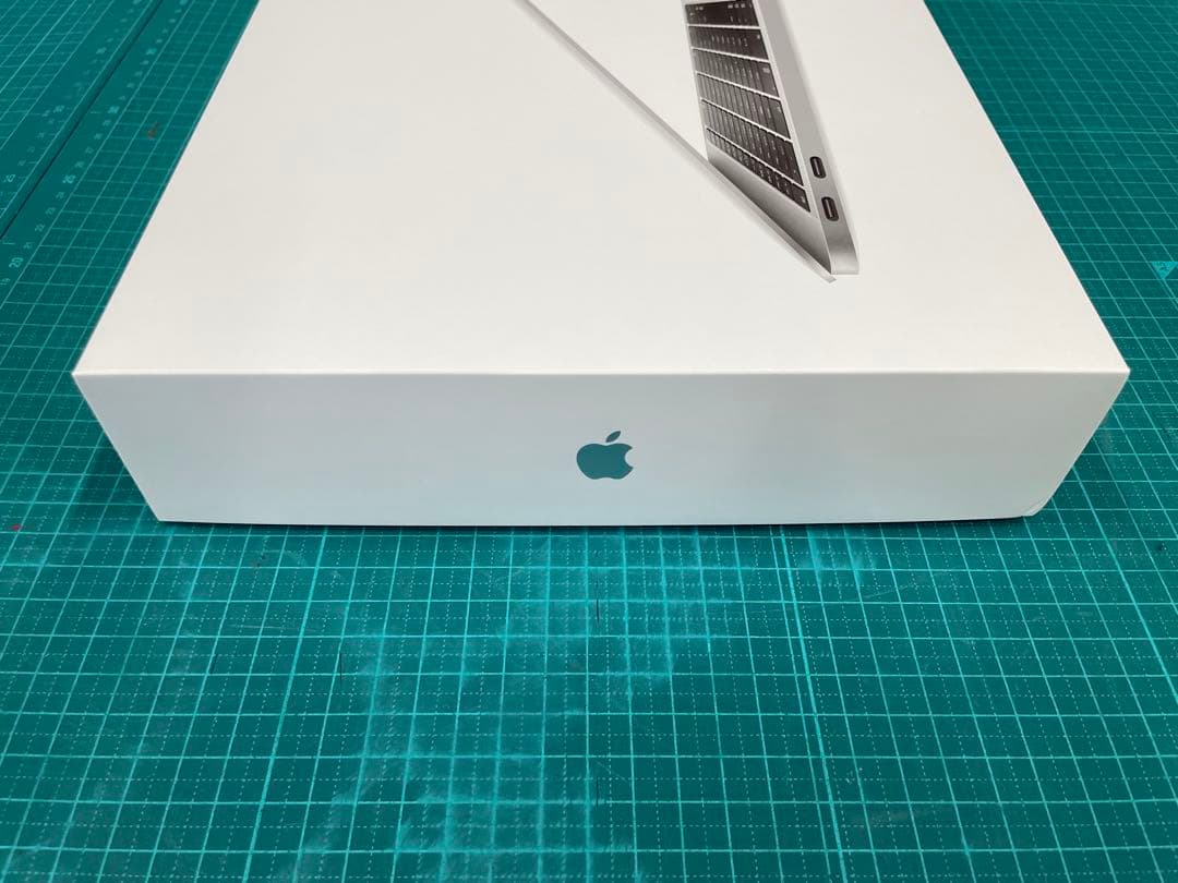 美品 MacBook Pro 13 2017 A1708 充放電34回