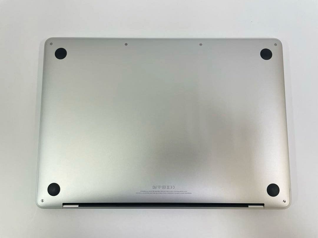 美品 MacBook Pro 13 2017 A1708 充放電34回