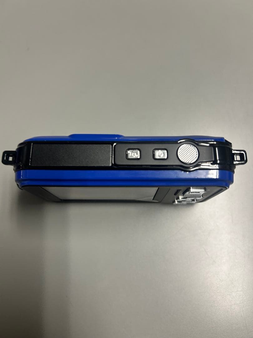 VERSOS 防水・防塵デジタルカメラ