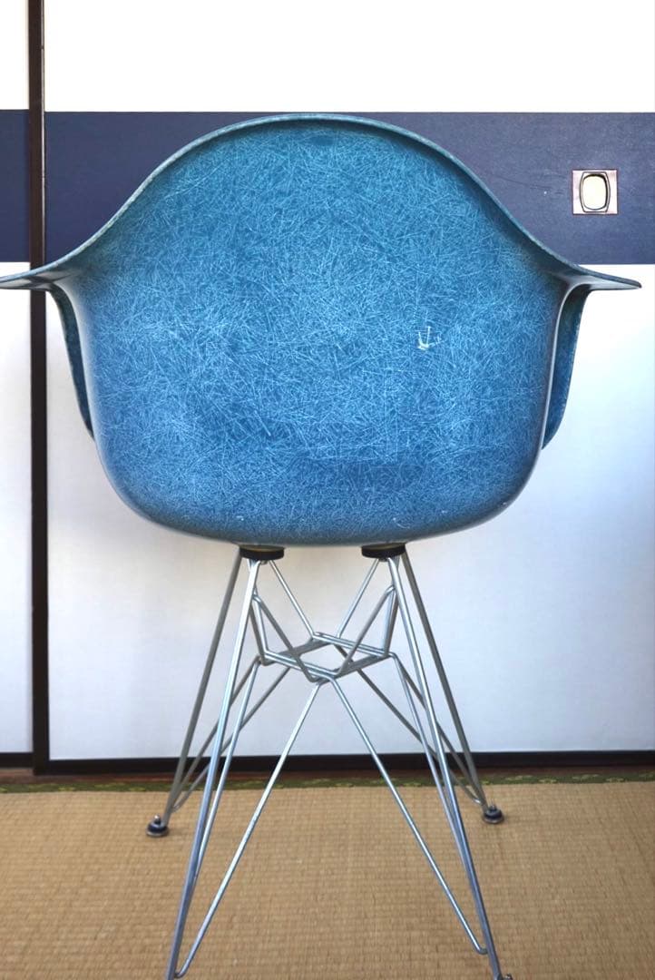MODERNICA イームズ アームシェルチェア エッフェルベース