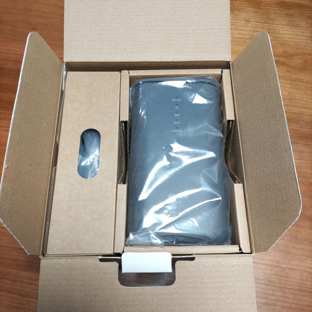 【美品】docomo  5G HR02 本体