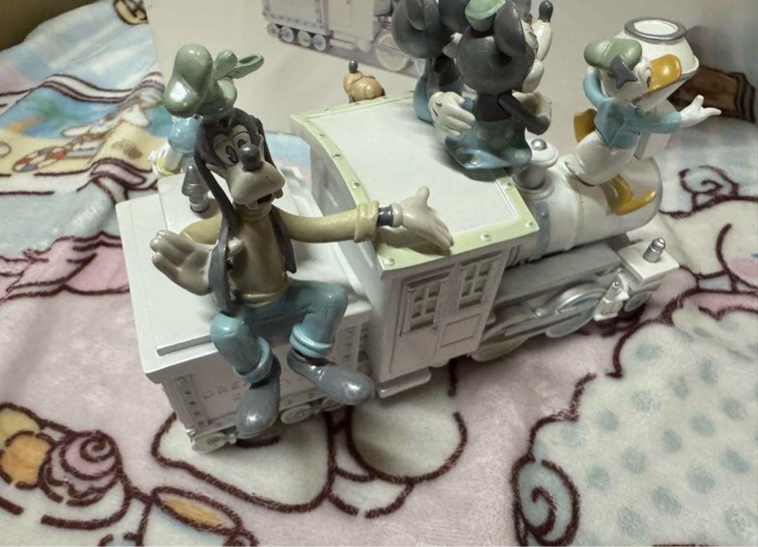 Hallmark Disney 100周年 ミッキー　フィギュア 限定　レア