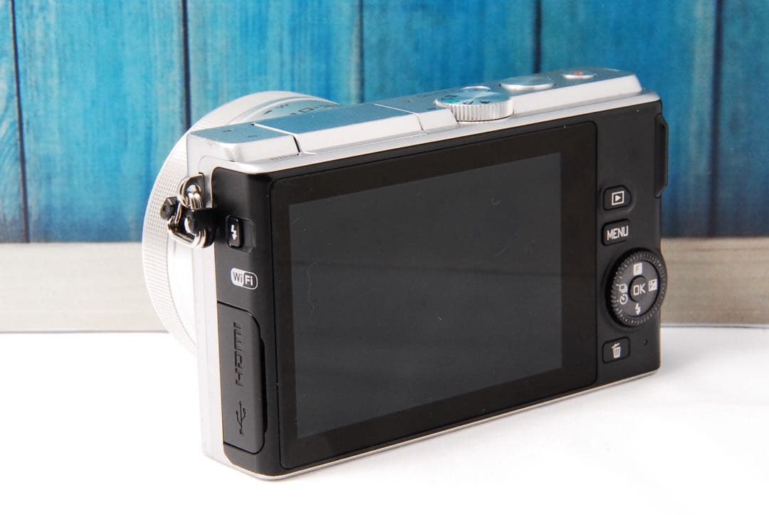 【返品保証】Nikon1 J4 標準レンズキットニコン Wi-Fi シルバー
