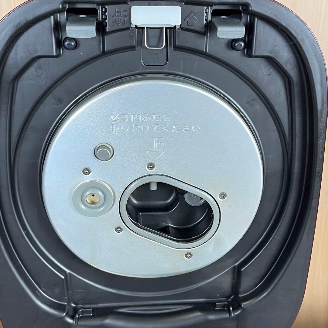 TOSHIBA RC-10VXH東芝真空圧力IH本丸釜炊飯器　5.5合　炊飯器