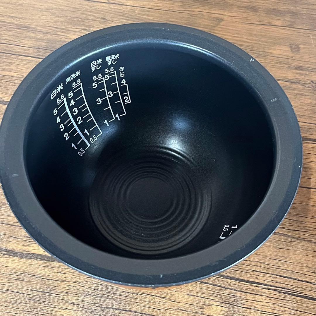 TOSHIBA RC-10VXH東芝真空圧力IH本丸釜炊飯器　5.5合　炊飯器