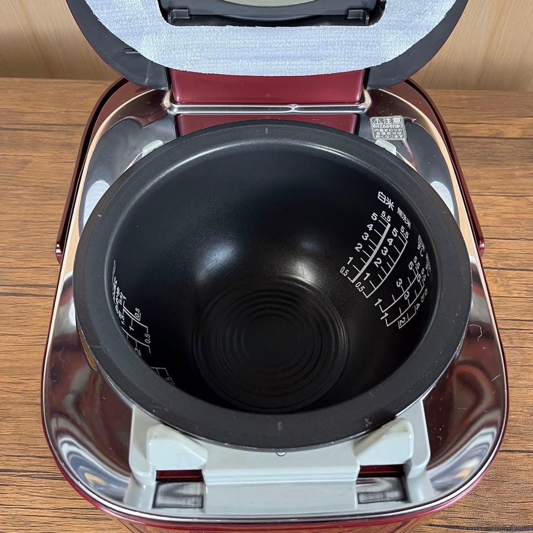 TOSHIBA RC-10VXH東芝真空圧力IH本丸釜炊飯器　5.5合　炊飯器