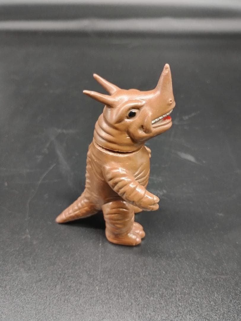 ネロンガ.ブルマァク 当時物 ソフビ ウルトラマンシリーズ 怪獣 フィギュア