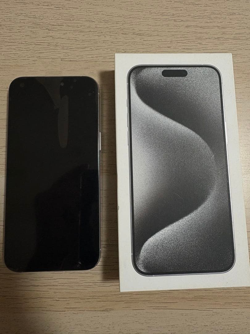 iPhone 15 ProMAX SIMフリー　iFace付き