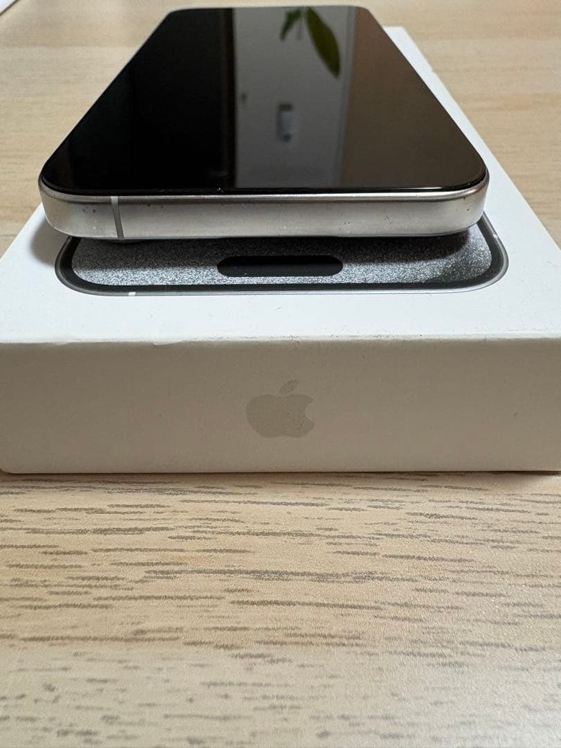 iPhone 15 ProMAX SIMフリー　iFace付き