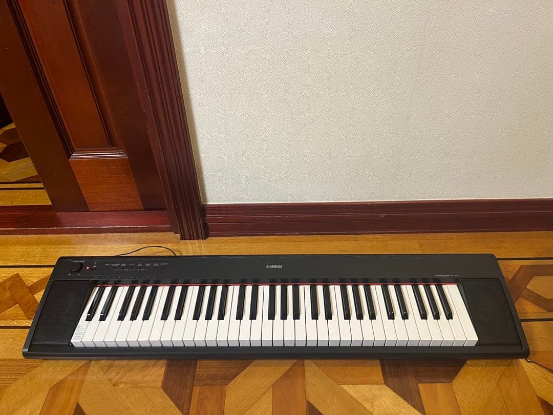 ヤマハ 電子キーボード Piaggero NP-11 61鍵盤 スタンド付き