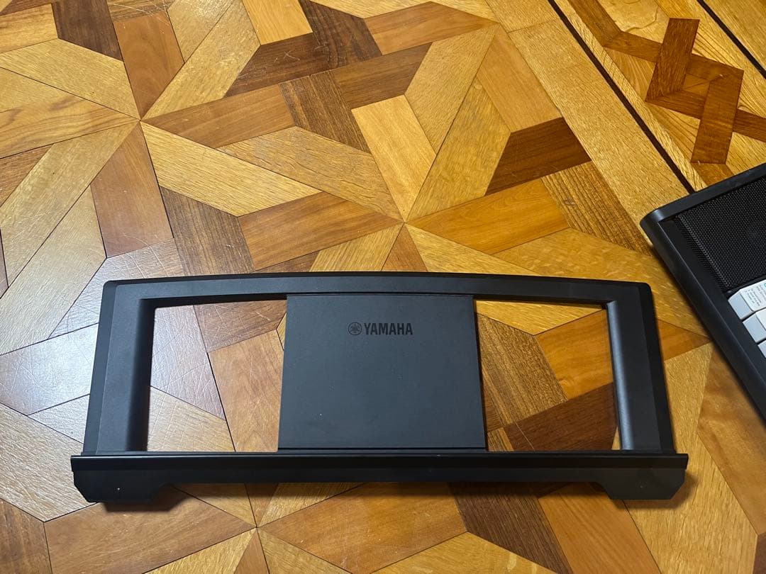 ヤマハ 電子キーボード Piaggero NP-11 61鍵盤 スタンド付き