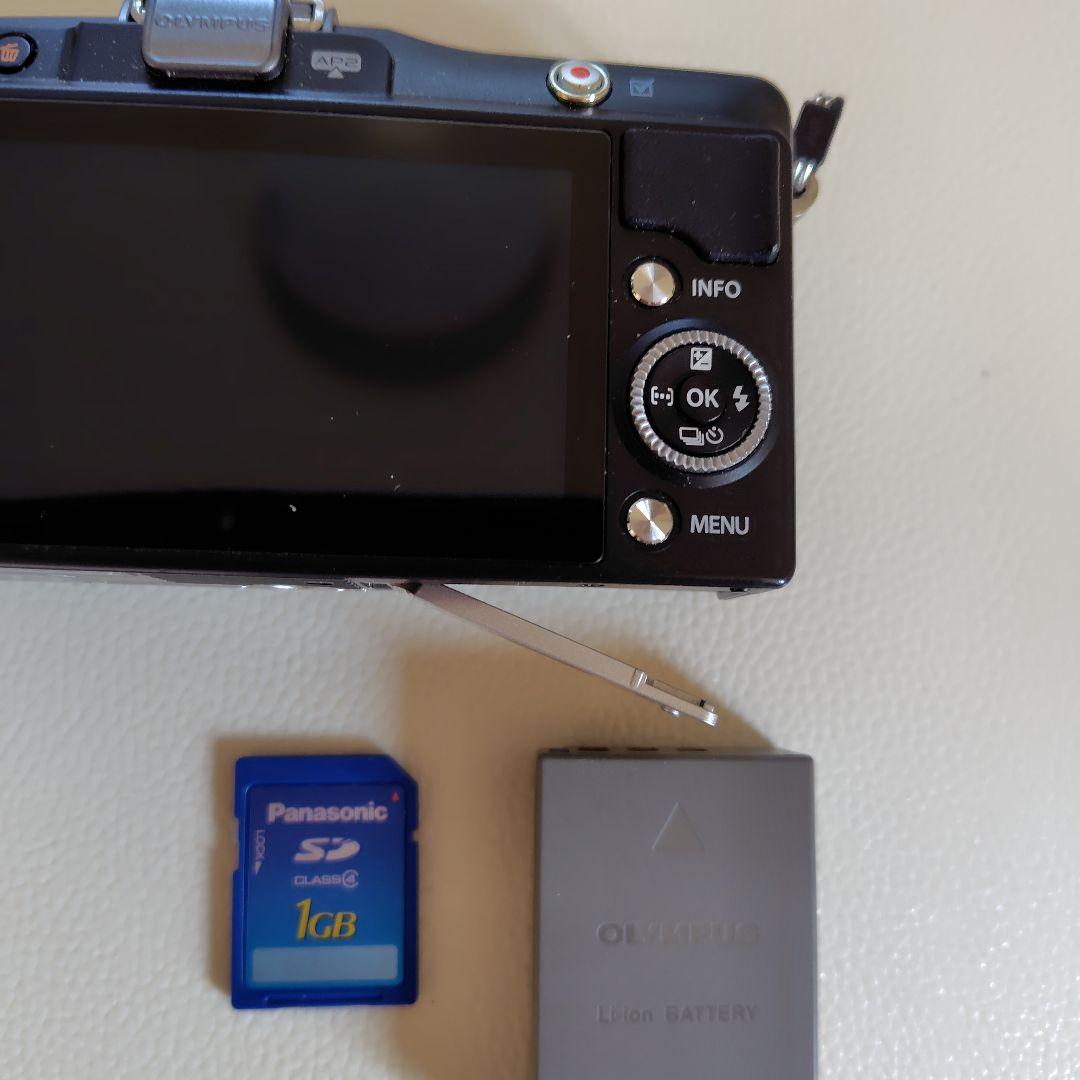 OLYMPUS PEN mini E-PM2、ダブルズームキット、軽量330g